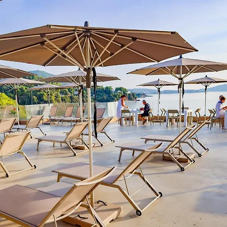 Cape Kanapitsa & Suites 5*